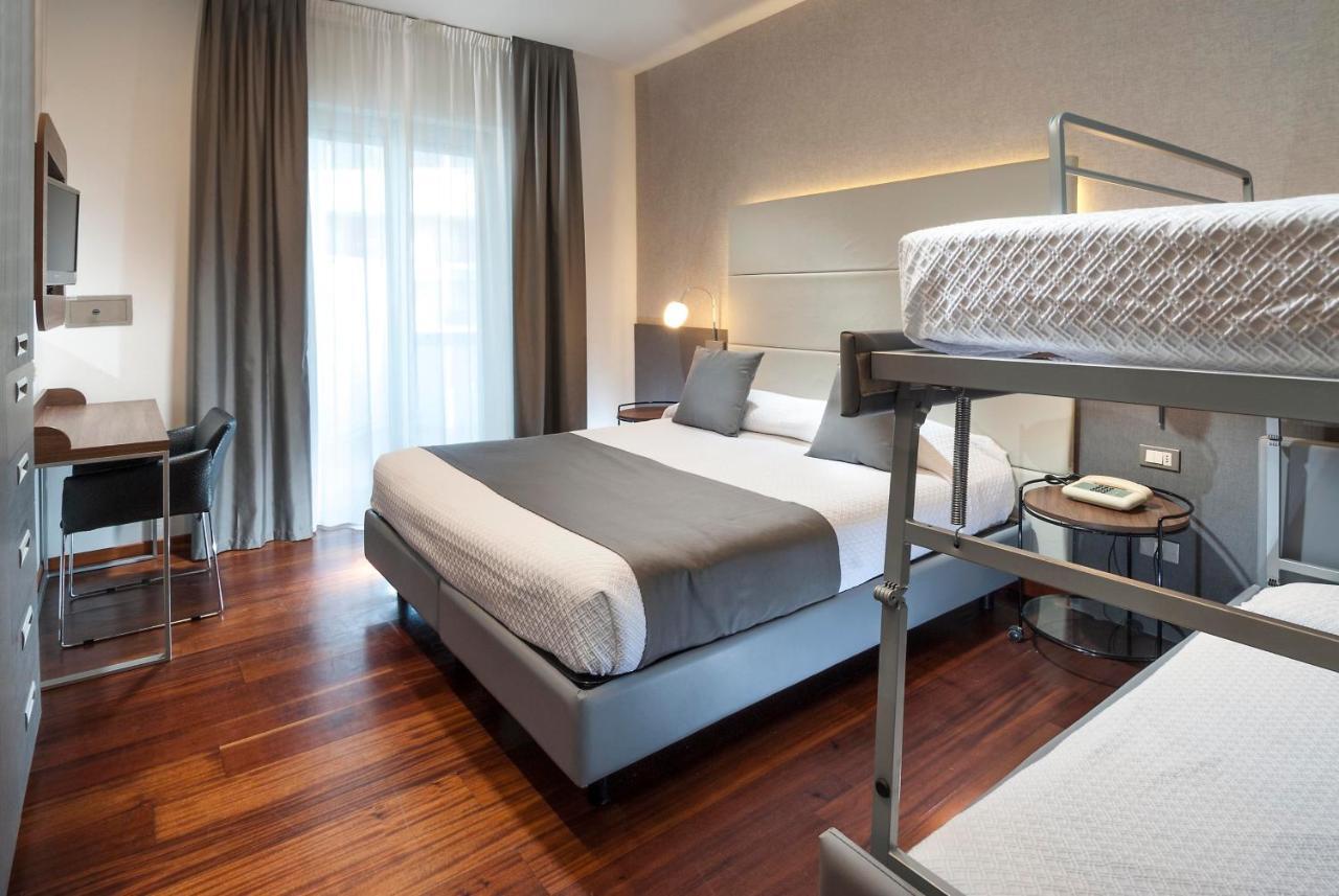 Waldorf Palace Hotel 4*