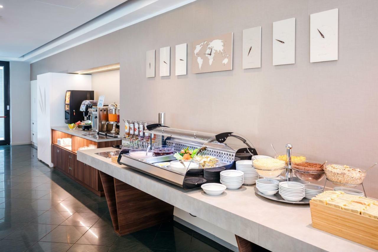 Waldorf Palace 4*